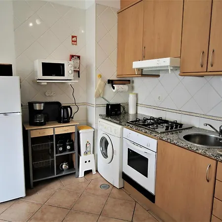 Apartment T1 Praia Da Rocha/gaivota Mar Yellow