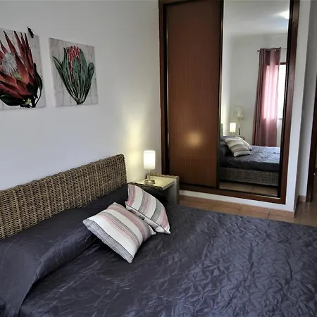 Apartment T1 Praia Da Rocha/gaivota Mar Yellow *